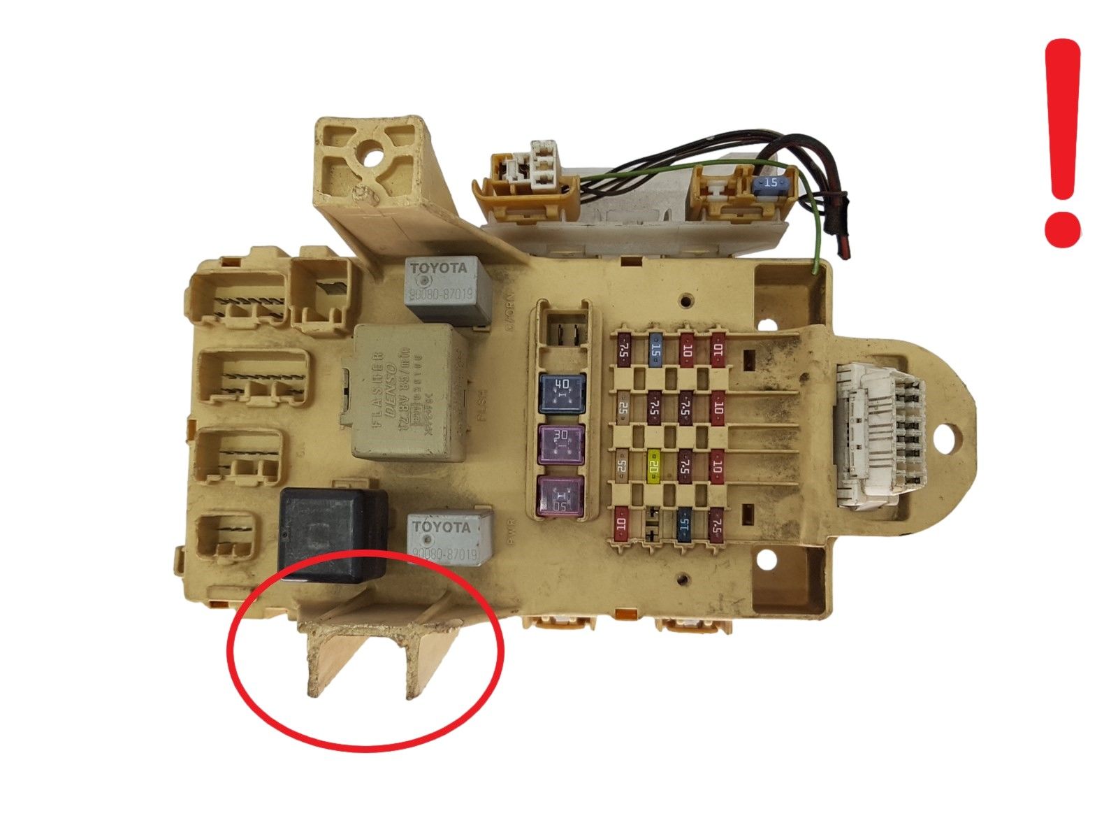 Sulaketaulu Toyota 82730-0D040 20831 main product photo