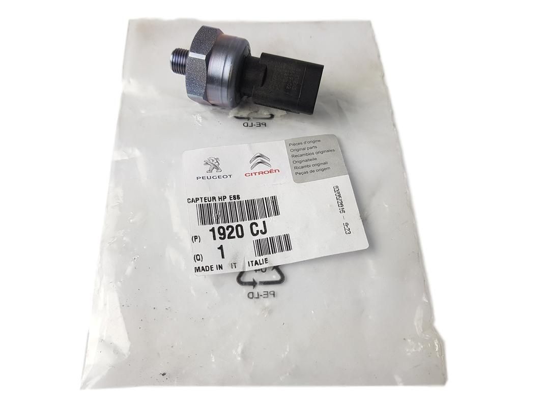 Polttoainepaineanturi Alkuperäinen Citroen Peugeot C5 406 2.0 16V 1920CJ main product photo