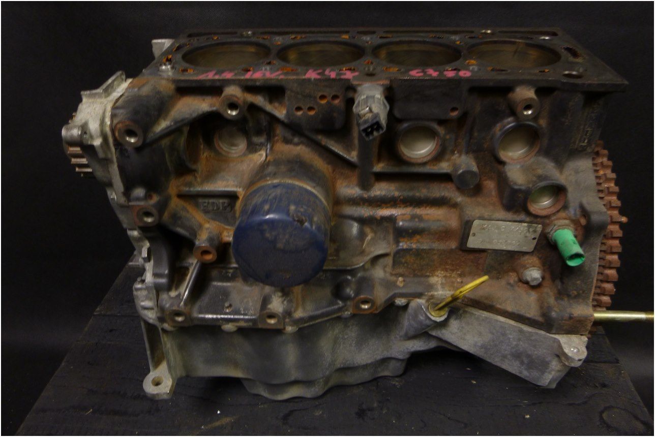 Sylinterilohko K4JC750 1,4 16v Clio 2 Scenic Megane main product photo