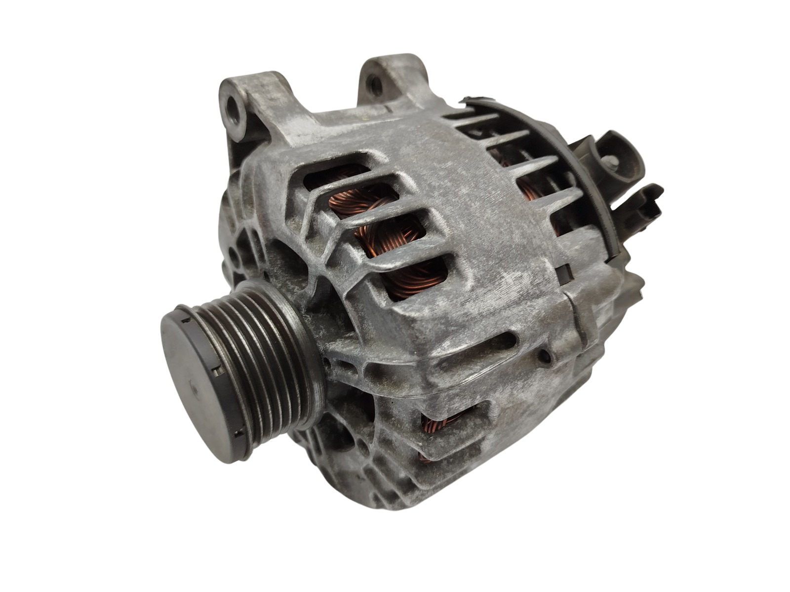 Laturi 5705KV 9664779680 TG15C135 2605547B Valeo Peugeot Citroen 1411 main product photo