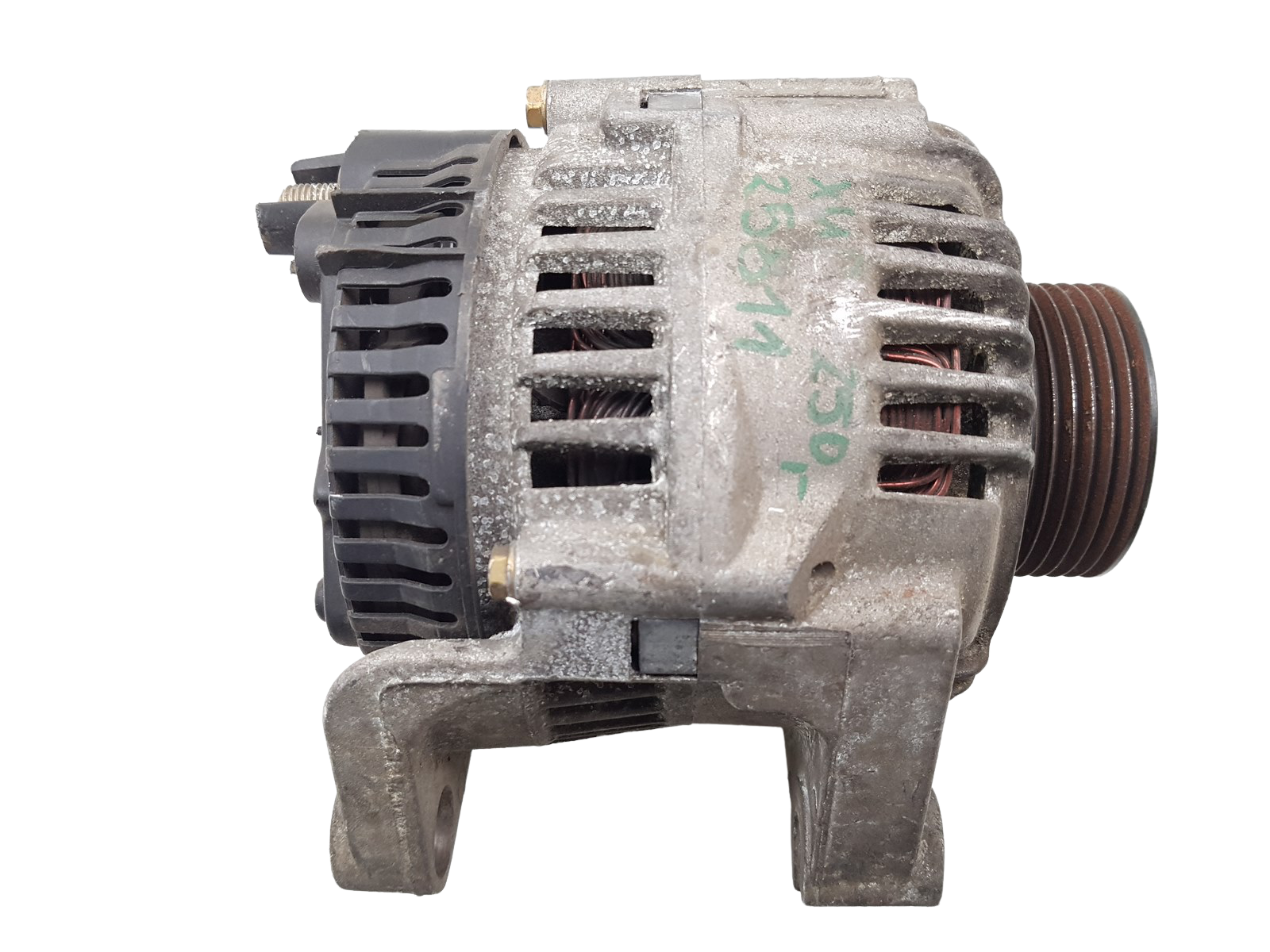 Laturi Citroen Peugeot 9612264680 A11VI57 70A Valeo main product photo