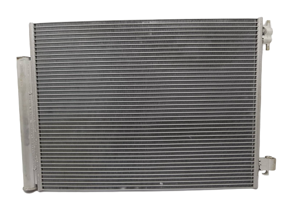 Ilmastointikondensaattori 921006843R Clio 4 Duster Renault Dacia main product photo