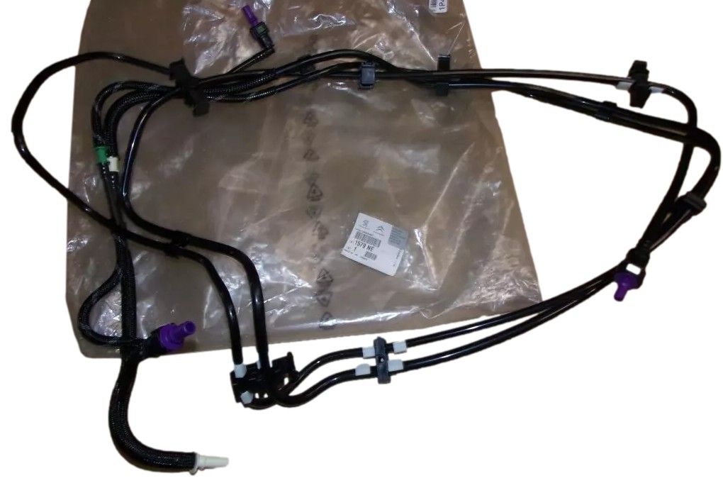 Polttoaineputki Uusi Alkuperäinen 1579NE 1579.NE Citroen Peugeot main product photo