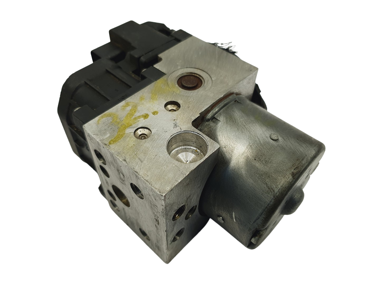Abs-pumppu Tata Indica 270242804905 0273004615 Bosch 63786 main product photo