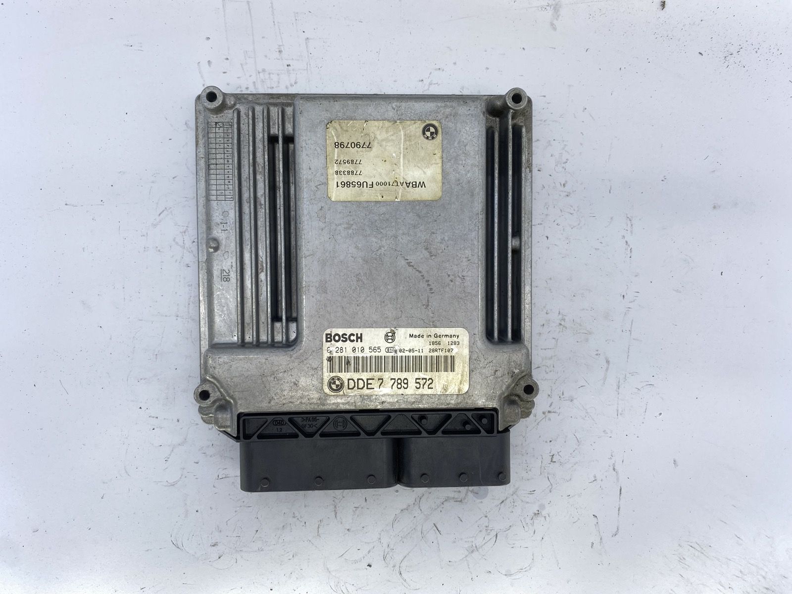 Ohjausyksikkö BMW 7789572 0281010565 Bosch 59477 main product photo
