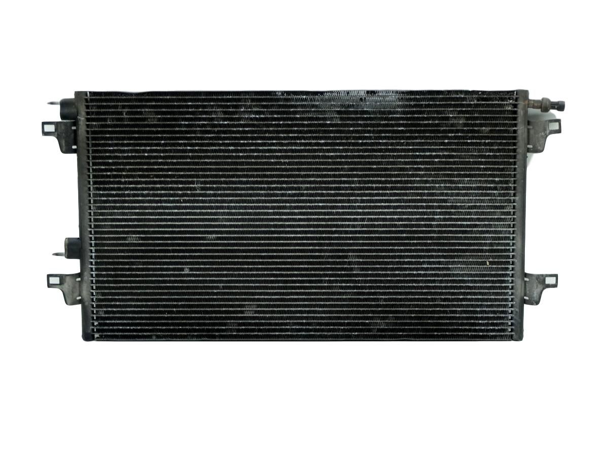 Ilmastointikondensaattori Renault 8200008763 Behr 2318 main product photo
