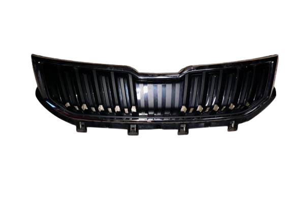 Jäähdyttimen Säleikkö Tee Skoda Karoq 57A853653 88531849102 DPA main product photo