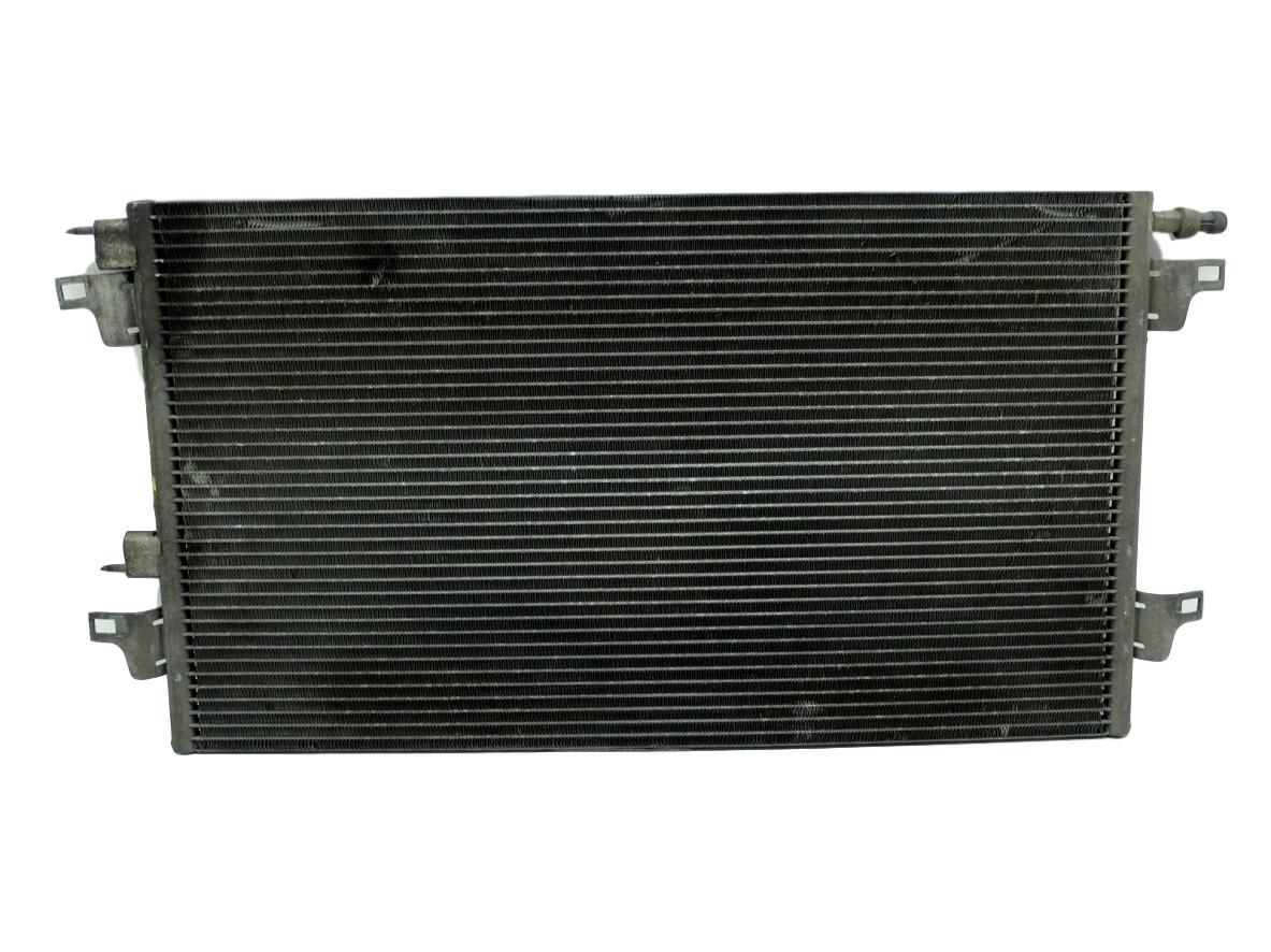 Ilmastointikondensaattori Renault 8200008763 Behr 2321 main product photo