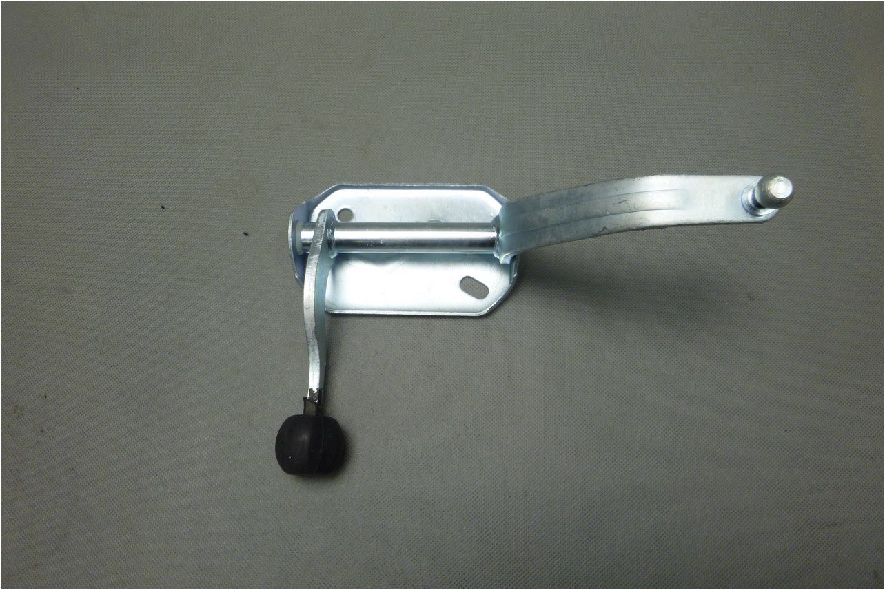 Vaihdevipu AX Saxo 106 Wspornik main product photo